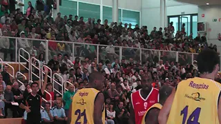 Lagun  Aro Bilbao Basket cae ante el Forum Valladolid en Galdakao (83-91)