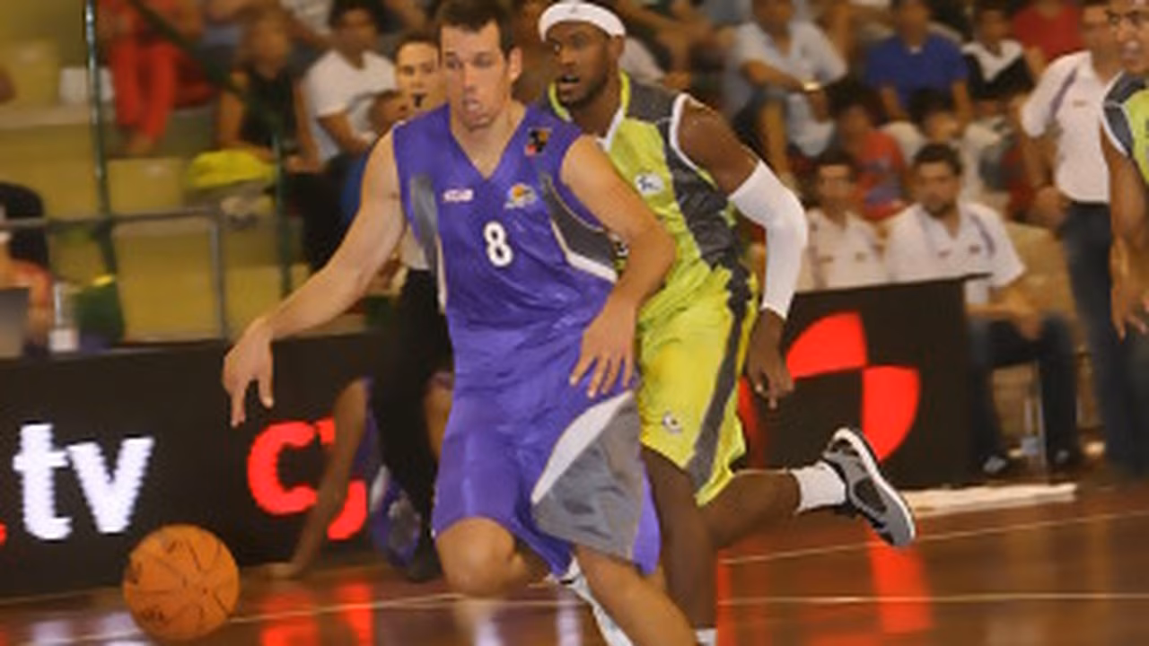 Palencia Baloncesto ya tiene sus primeros nombres: renuevan Bravo y Garrido