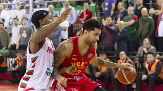 El UCAM Murcia sobrevive a la emboscada turca