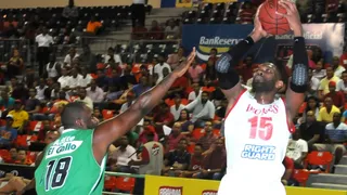 Playoffs en Dominicana: Metros y Titanes se adelantan. Eloy Vargas, destacado