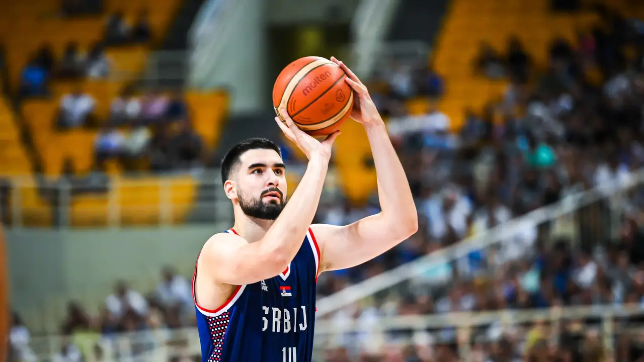 OFICIAL: San Pablo Burgos ficha potencia interior proveniente de ACB