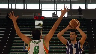 El eterno capitán del Cáceres, Juan Sanguino, renueva su contrato