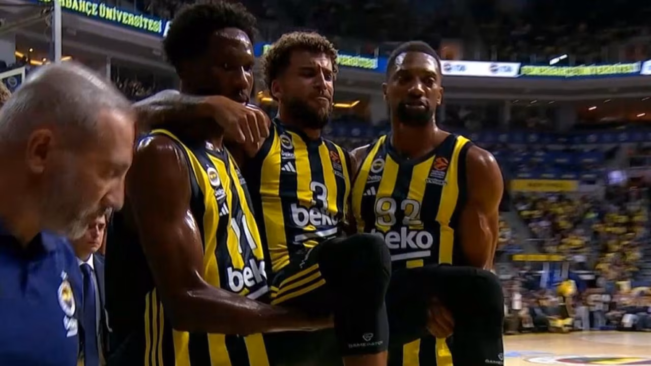 Euroliga viral: se enojó Jasikevicius, Wilbekin se lesionó y Estrella Roja remontó