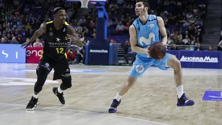 Movistar Estudiantes tira de garra  para vencer en la prórroga a Iberostar Tenerife (98-96)