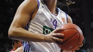 Papadopoulos se va; Bremer se queda en Rusia y Milisavljevic interesa al Obradoiro; Palacio vuelve al Partizan