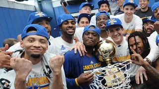 El ex Unicaja Ognjen Kuzmic, campeón de la D-League con los Santa Cruz Warriors