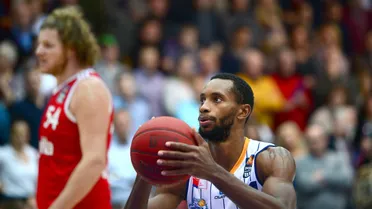 Kyle Fogg para SB: “es un honor ser relacionado con equipos de la mejor liga de Europa”