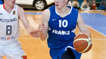 VBC11, Estadísticas finales: Invernizzi y Della Valle dominan entre una gran hornada de pívots del 94