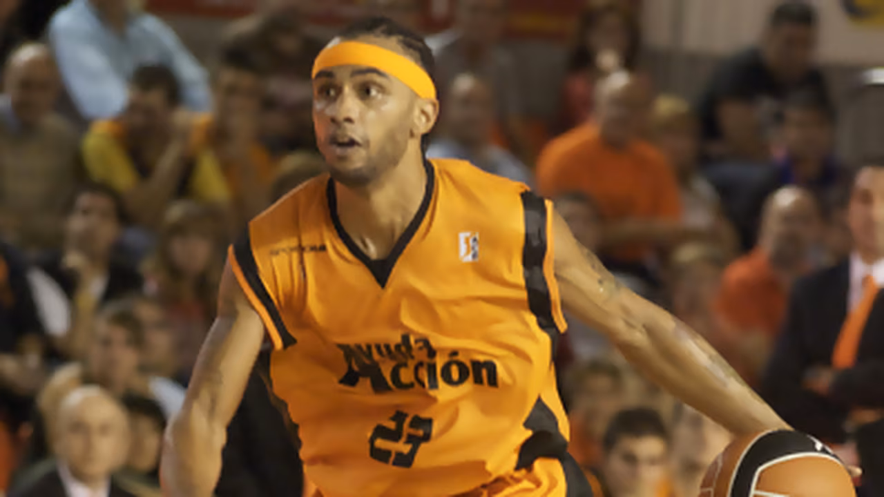 Gerald Fitch se queda en Fuenlabrada