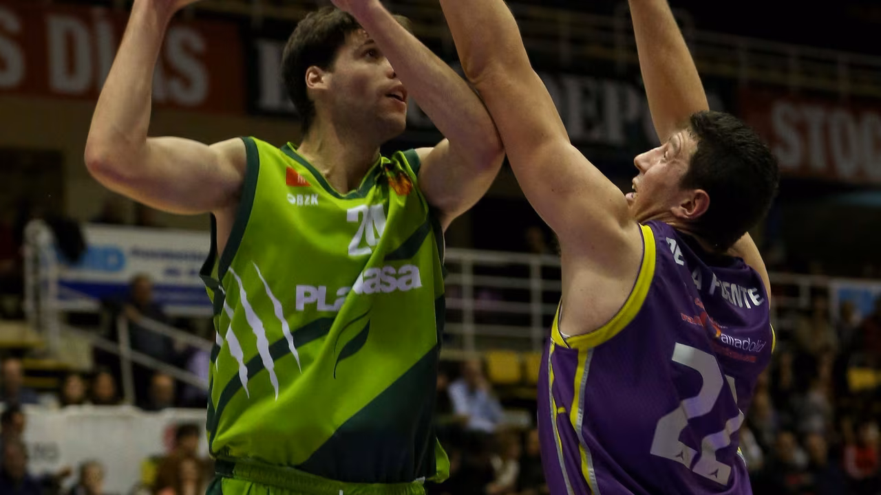 Huesca respira a costa del Prat. Di Bartolomeo, sobresaliente MVP