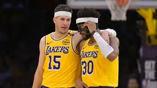 ¿Quién es el sorprendente base que los Lakers planean contratar esta temporada?