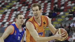 Javi Lucas vuelve a un ilusionante Coruña; Marco renueva en Cáceres