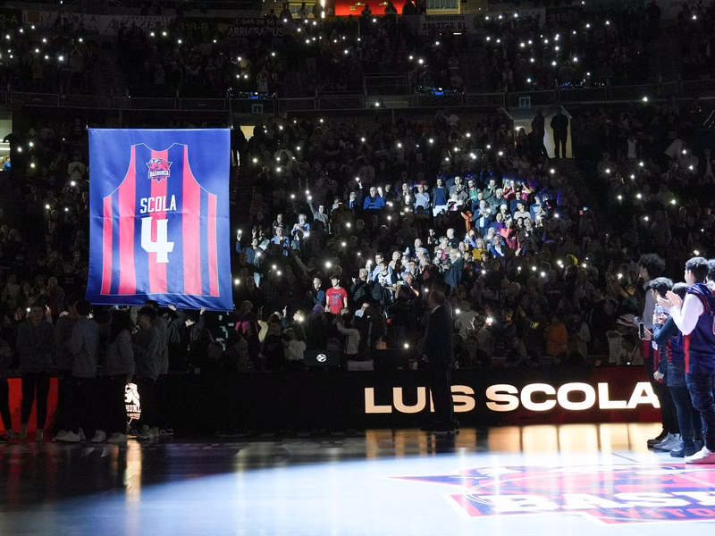 La camiseta de Scola ya flamea en Baskonia