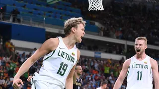 Lituania derrota a Argentina (81-73) y ya espera a España como invicta