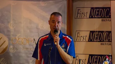 Paco Olmos dimite como entrenador de Atenienses de Manatí