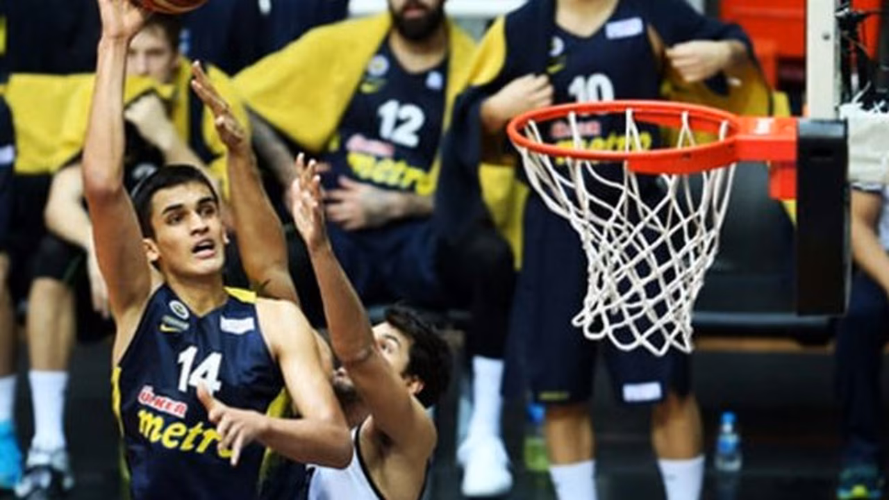 La complicada salida de Dorsey; el “affaire Yurtseven” y JR Bremer, MVP