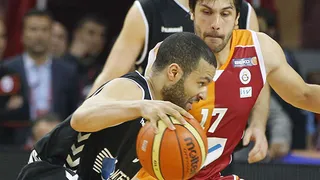 Chris Lofton is back! Tumba a Galatasaray con tres triples en un minuto