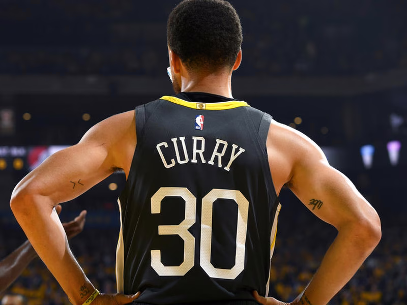 Stephen Curry y la piedra filosofal