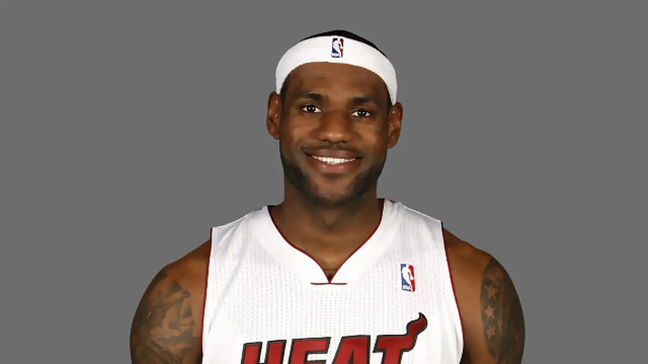 La Noche Americana: LeBron se convierte en el jugador más joven en alcanzar los 20.000 puntos. Reunión familiar de los Rivers en Boston. Síntomas de recuperación en Dallas. Fin a la racha de Brooklyn