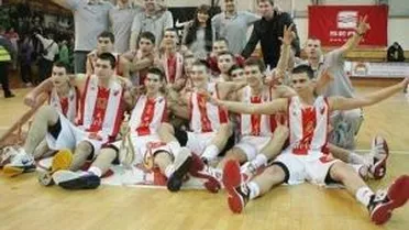 NIJT Belgrado 2012: Dusan Ristic (’95) hace al Crvena Zvezda campeón del último NIJT del año. Descubre a los diez mejores del torneo (por Christophe Ney, EuropeanProspects)