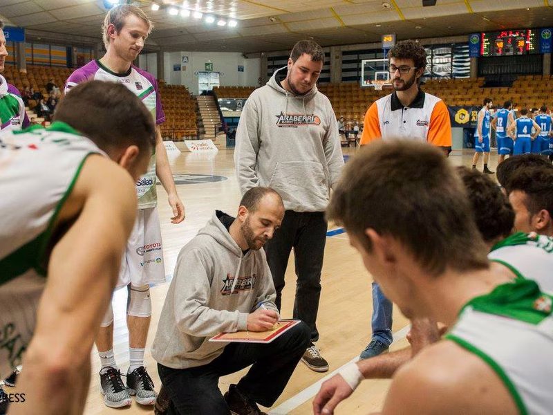 Sergio Jiménez releva a Quim Costa en Huesca. Sergio Rodríguez, rumbo a Castellón