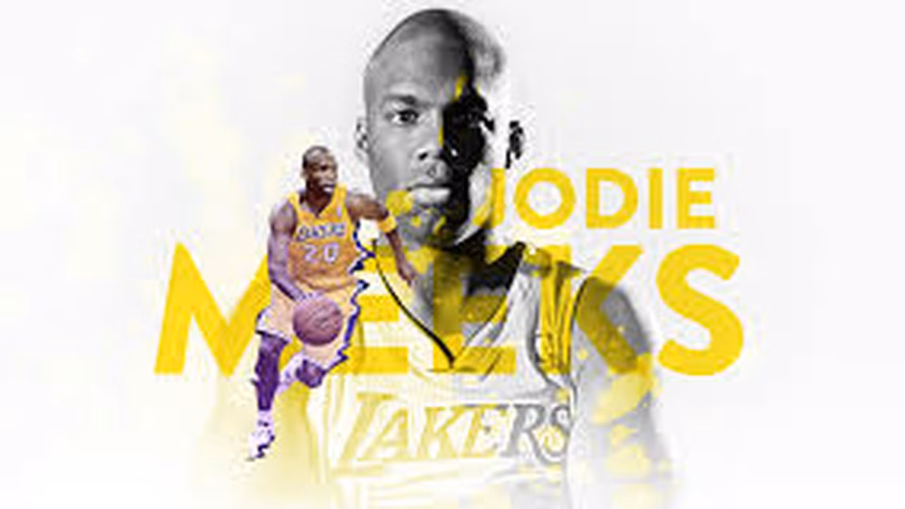 James Harden emula a Michael Jordan y Jodie Meeks (42) silencia a los Thunder