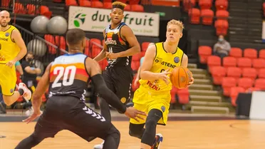 van der Vuurst y Troisfontaines destronan al Hereda San Pablo Burgos (99-98)