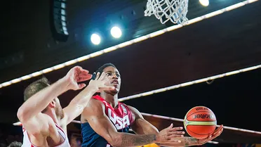 Golden State se quema en Arizona; Toronto lidera el Este por primera vez en su historia