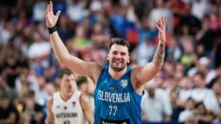 Un histórico Doncic guía a Eslovenia primera del grupo B