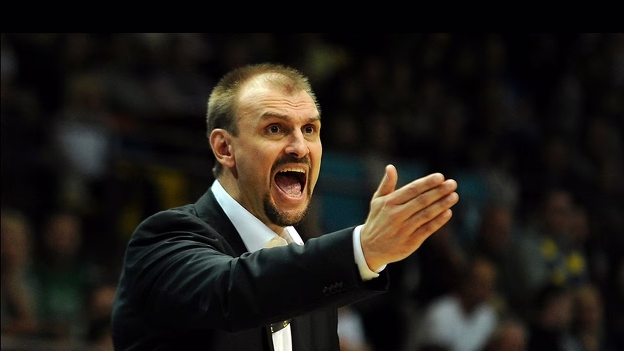 Zan Tabak, candidato al banquillo de Divina Seguros Joventut y Baloncesto Sevilla