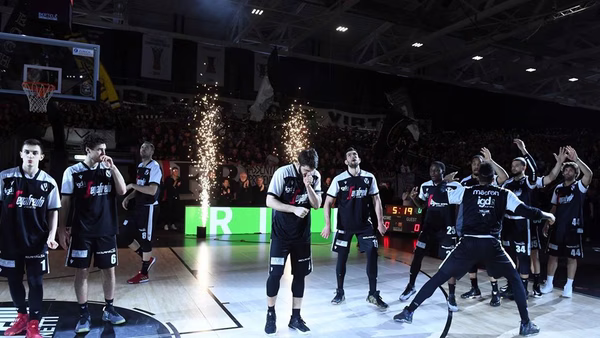 LEGA SERIE A: Virtus Bologna se lleva el duelo ante Milán y primeros clasificados Copa