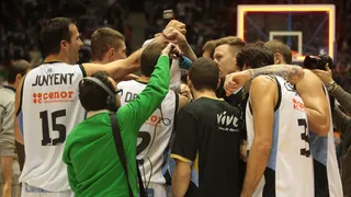 Río Natura Monbus arrolla al Barça y le mete en problemas. ¿Crisis?