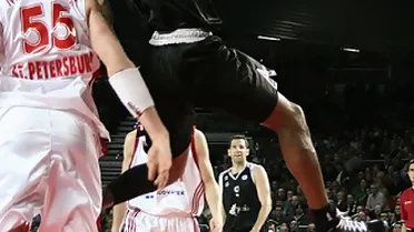 Resumen Eurocup: heróico Power Electronics, BBB sin rival, se estrena GC2014, descalabro verdinegro. Chatman, MVP a lo grande