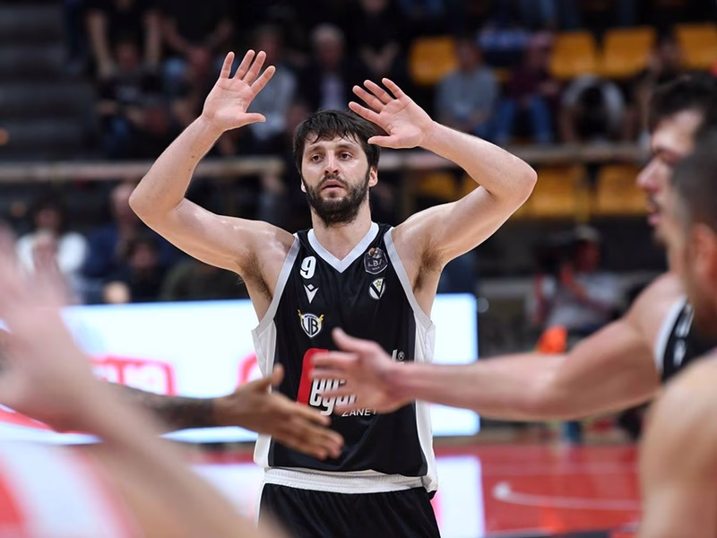 LEGA SERIE A: Este Virtus Bologna va muy en serio