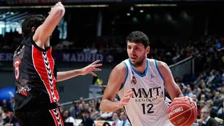 Un espantoso primer cuarto condena a Murcia ante el líder (86-69)