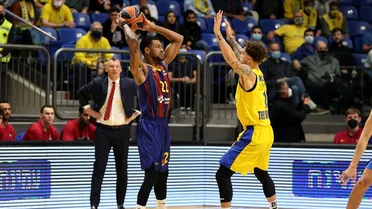 El mejor Zizic amarga la noche al Barça (99-94)