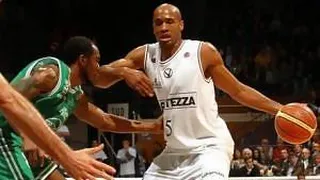 Tras Reynolds, otro Bad Boy, Delonte Holland, se hace con un récord de anotación con 50 puntos