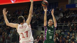 Nueva exhibición ofensiva del Unicaja ante un buen Tecnyconta Zaragoza (98-82)