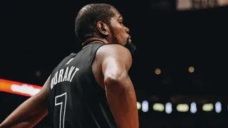 Kevin Durant, con un esguince en la rodilla. ¿Cuánto tiempo estará ausente?