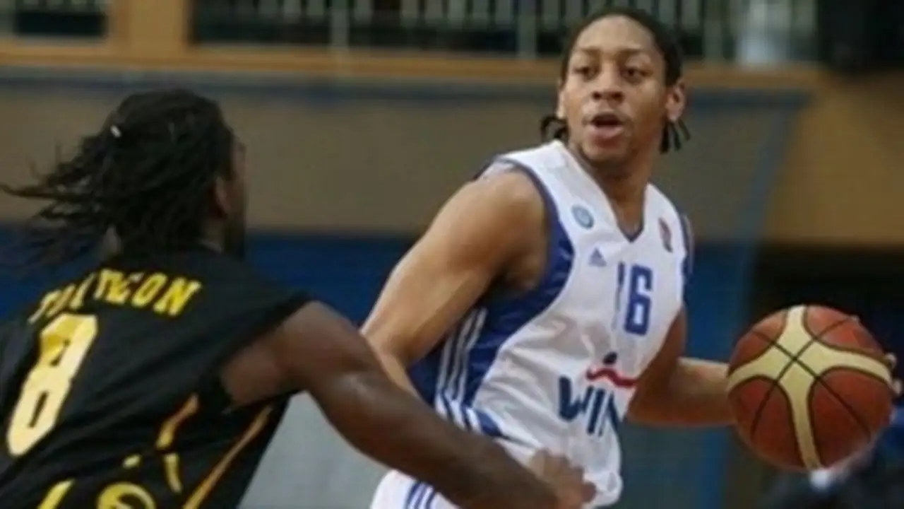Liga Turca (J16): Se rompen las rachas de Tofas y Pinar Karsiyaka. Primer buen encuentro de Morrison en TBL. Galatasary dice adiós a Songaila. Anthony Grundy, MVP