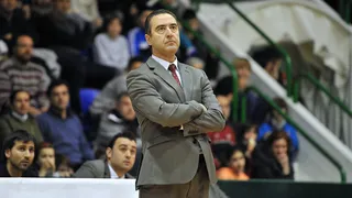 Ángel G. Jareño, cesado en Planasa; Huesca corta a Russell Johnson