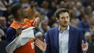 Xavi Albert, contundente ante la rumorología: “Es mentira”