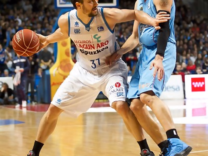 Descartado Gladyr (cerca de Nanterre), Fuenlabrada cierra plantilla con Ivan Paunic