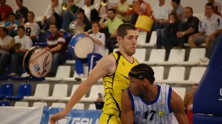 CB Grupo Promobys Tíjola convierte en realidad su gran reto de renovar al pívot Jermaine Turner