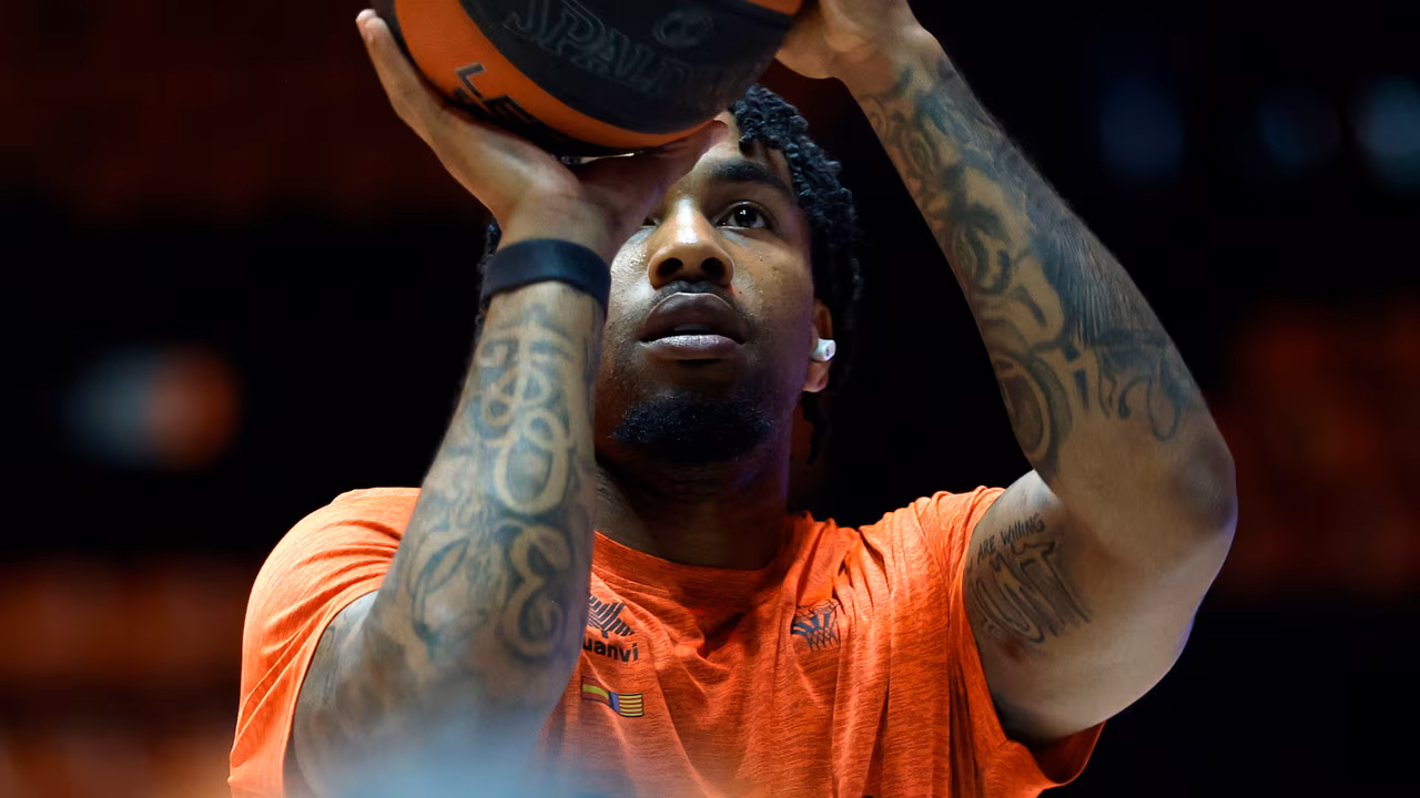 Una cláusula asequible que puede complicar su futuro en el Valencia Basket