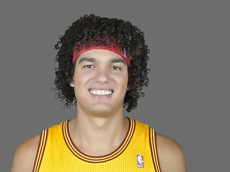 La Noche Americana: Monstruosa actuación de Anderson Varejao (35+18). Calderón logra el primer triple-doble de su carrera. NY Knicks, suma y sigue. Spurs paran racha post-Brown de los Lakers