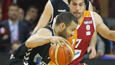 Chris Lofton is back! Tumba a Galatasaray con tres triples en un minuto
