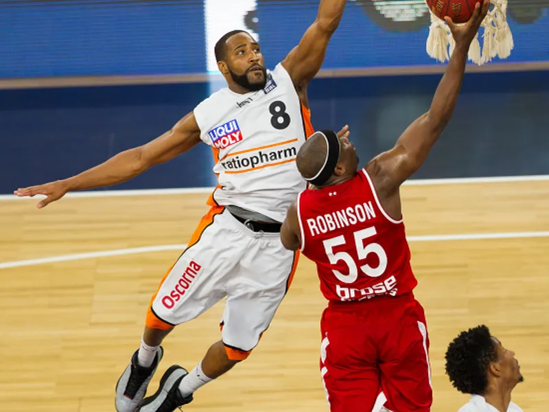 Bamberg, invicto en casa, a la final por la vía rápida y aún espera rival