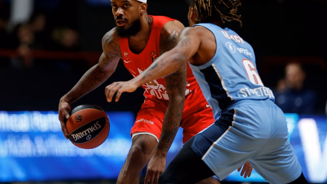 Euroliga (J16): Baron, imparable contra Zenit. Zalgiris gana tras 9 derrotas seguidas