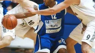 Kyle Hill se suma al perímetro de Lucentum